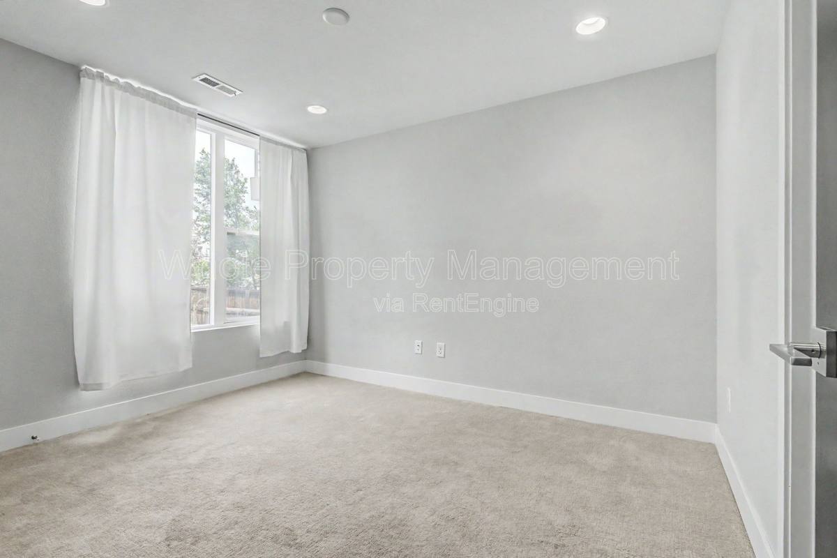 Townhouse for rent at 5737 W 17th Ave, Denver, CO 80214