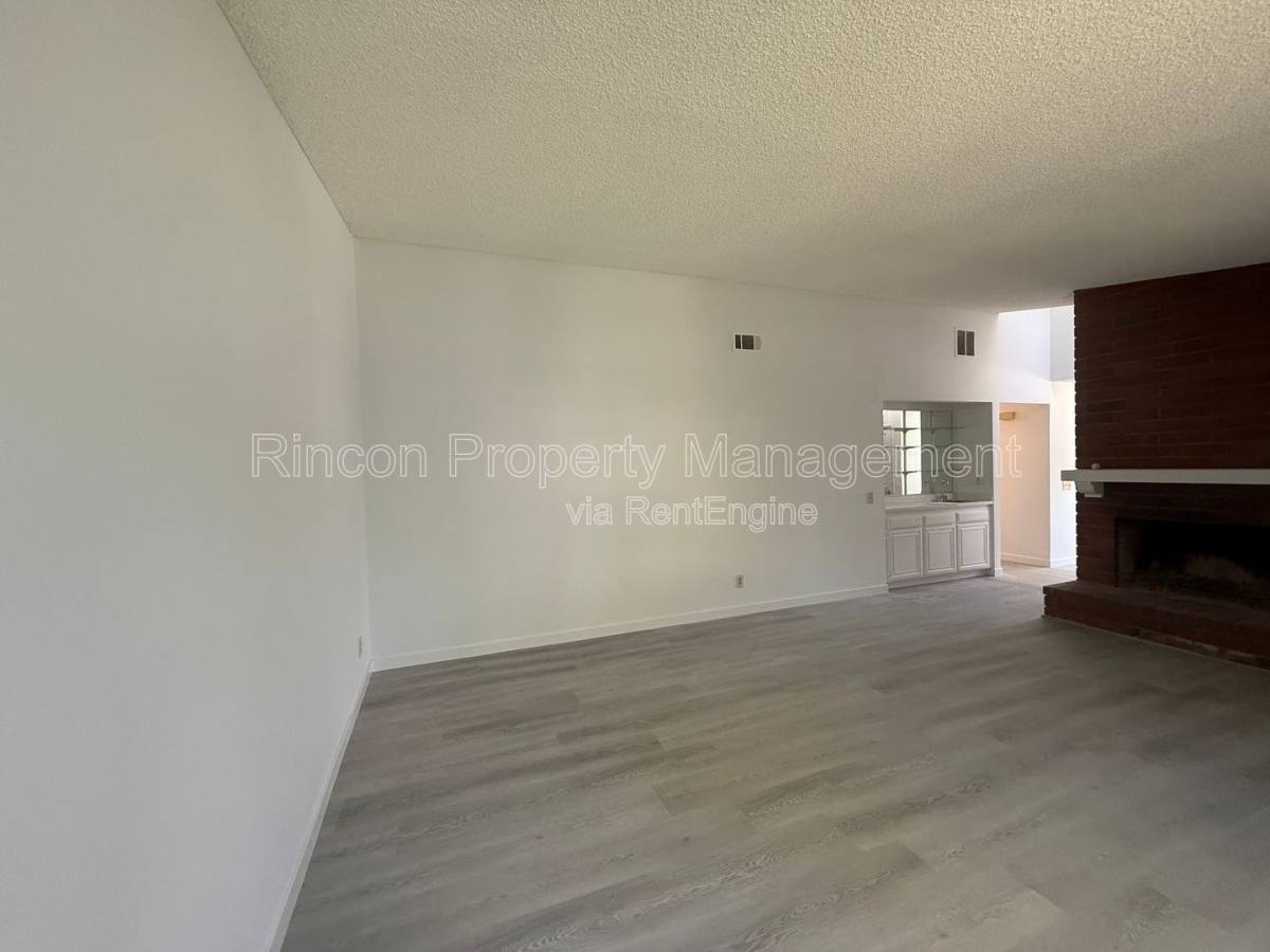 Townhouse for rent at 3440 Huerta Court, Camarillo, CA 93010