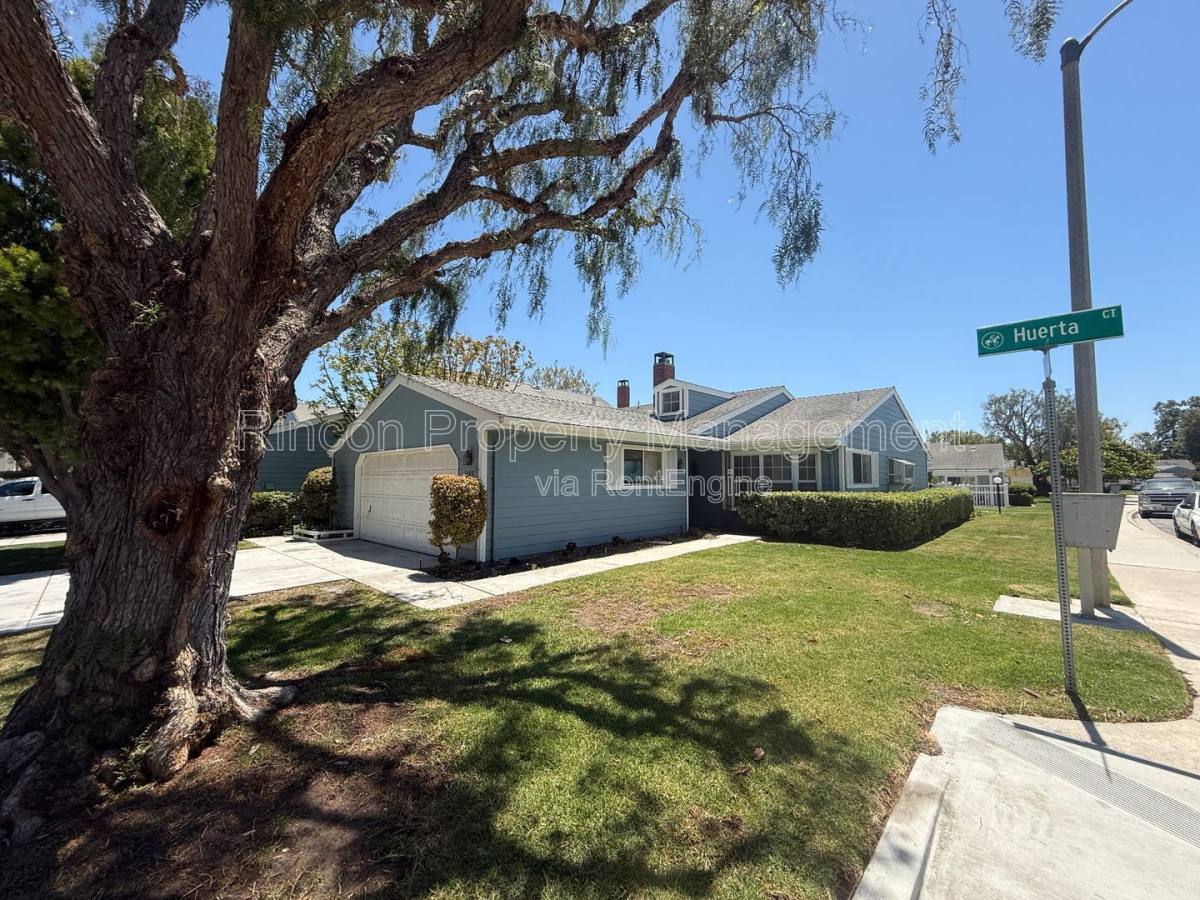 Townhouse for rent at 3440 Huerta Court, Camarillo, CA 93010