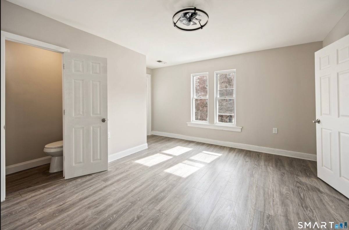 Apartment for rent at 465 Washington Ave #2, Waterbury, CT 06708