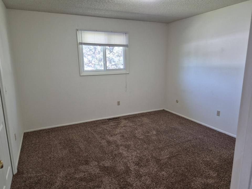 Apartment for rent at 1229 Hawthorne Lane, Billings, MT 59105