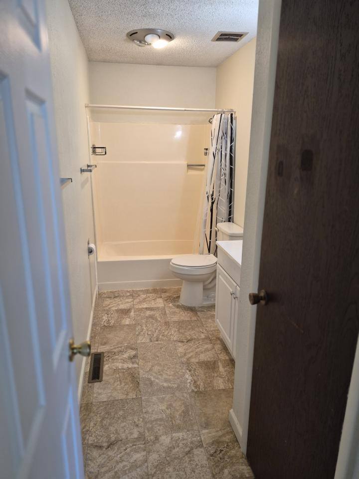 Apartment for rent at 1229 Hawthorne Lane, Billings, MT 59105