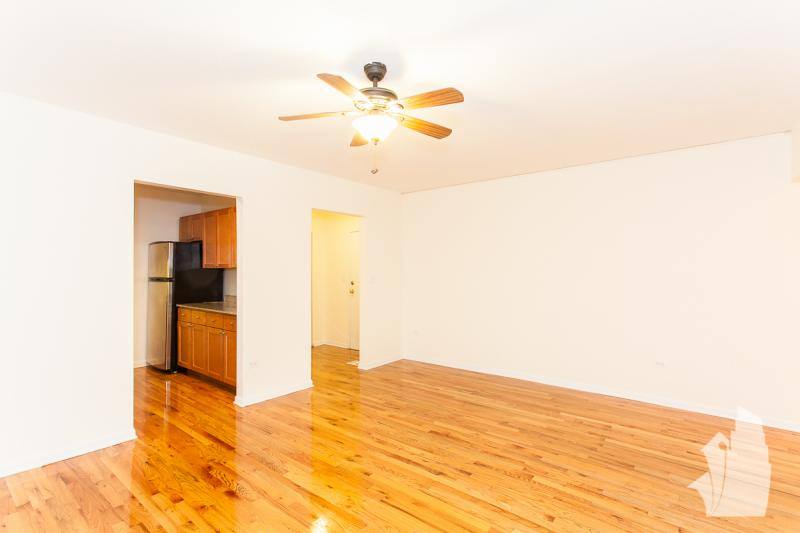 Apartment for rent at 4607 N Sheridan Rd, Chicago, IL 60640