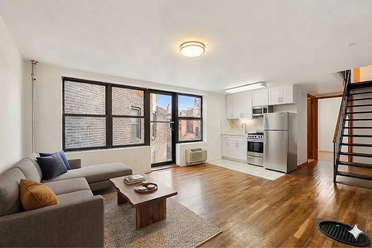 Apartment for rent at 29 7th Ave S #2B, New York, NY 10014