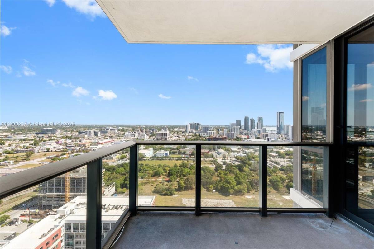 Apartment for rent at 1600 NE 1st Ave, Miami, FL 33132