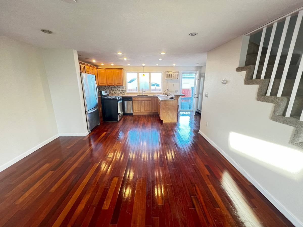 Townhouse for rent at 86 Atwood St, Revere, MA 02151