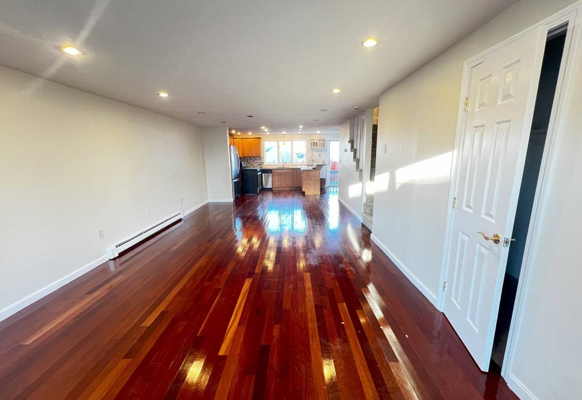 Townhouse for rent at 86 Atwood St, Revere, MA 02151