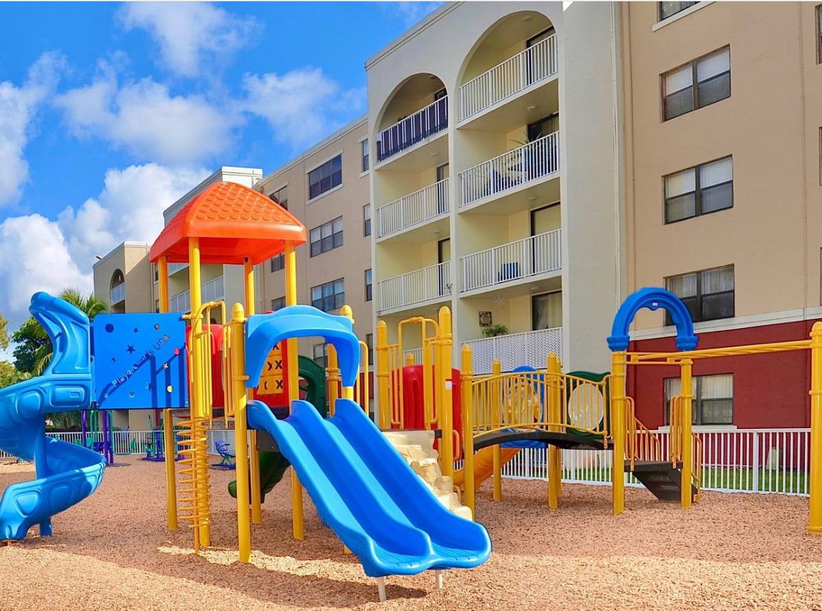 Apartment for rent at 18335 NW 68th Ave #230, Hialeah, FL 33015