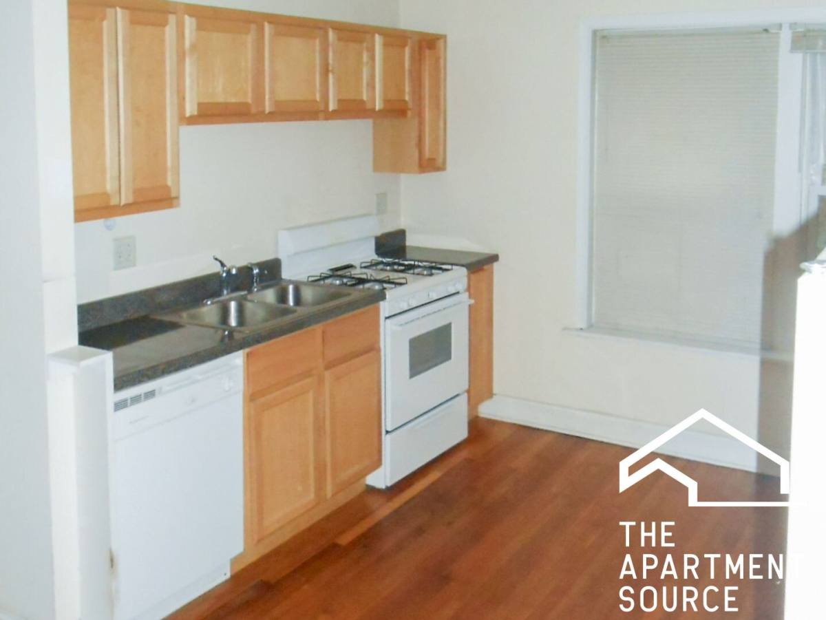 Apartment for rent at 5131 N Wolcott Ave #1, Chicago, IL 60640