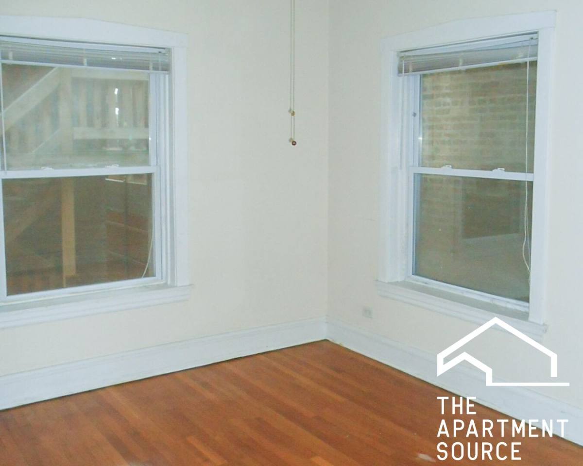 Apartment for rent at 5131 N Wolcott Ave #1, Chicago, IL 60640