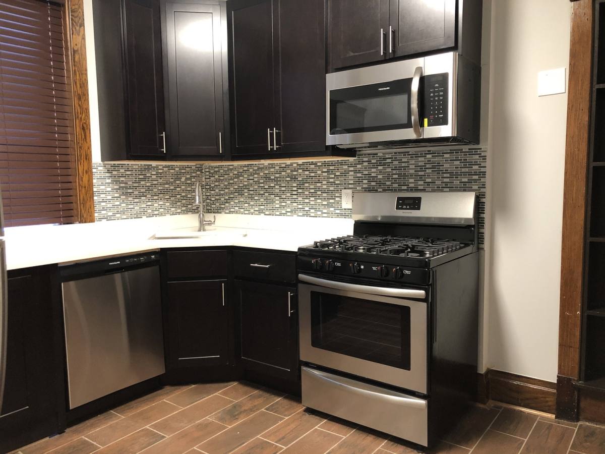 Apartment for rent at 1544 N La Salle Dr #104, Chicago, IL 60610
