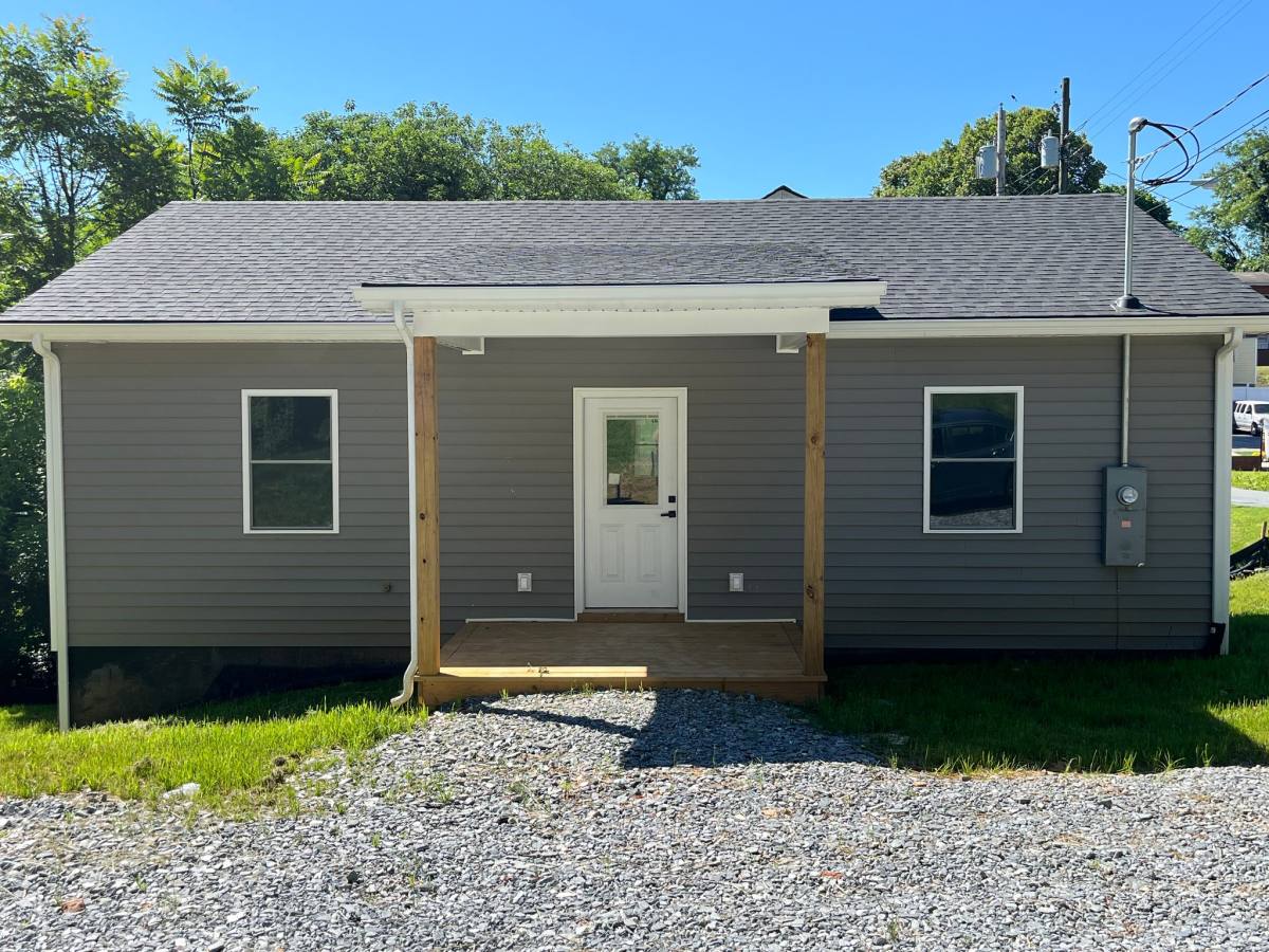 House for rent at 812 Taylor St, Lynchburg, VA 24501