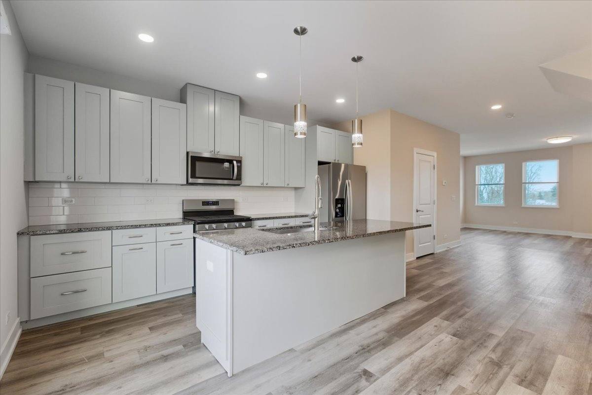 Townhouse for rent at 10616 Alice Mae Court, Orland Park, IL 60462