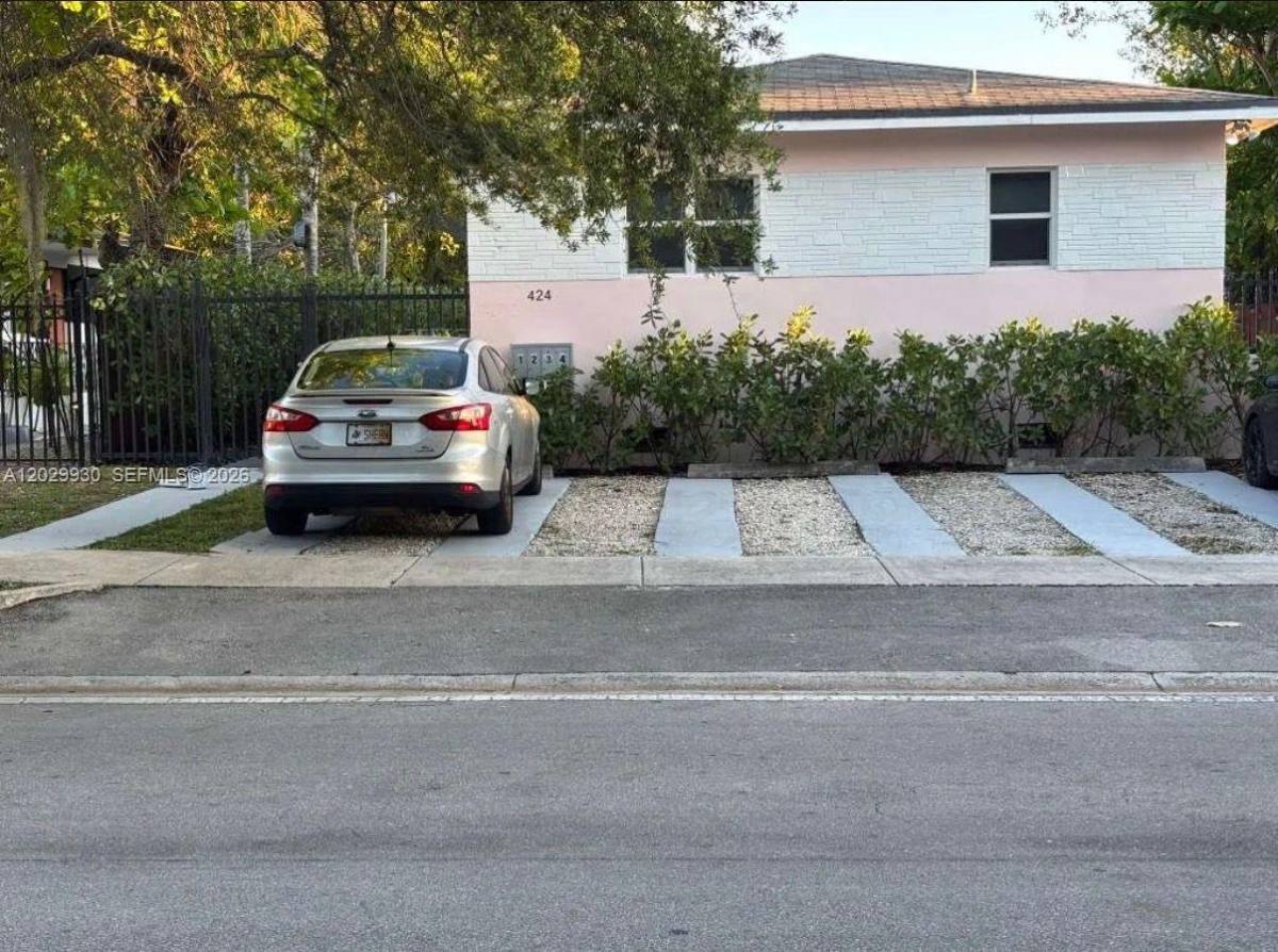Apartment for rent at 424 NE 64th St, Miami, FL 33138