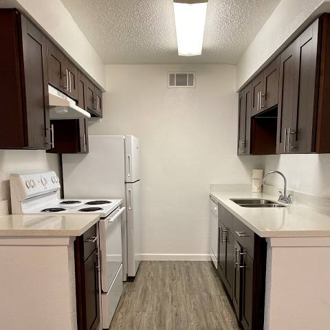 Apartment for rent at 11900 Barwood Bend Dr, Houston, TX 77065