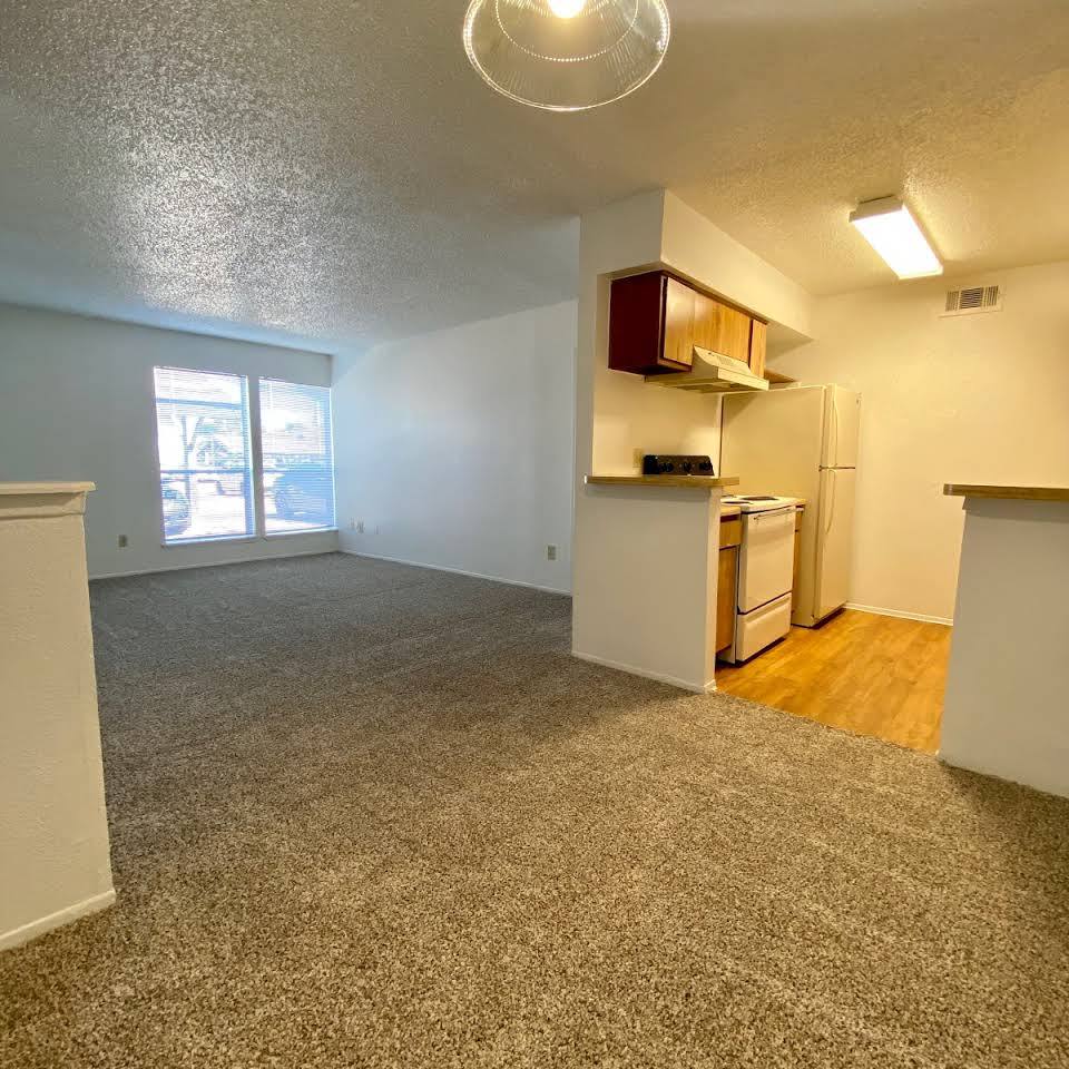 Apartment for rent at 11900 Barwood Bend Dr, Houston, TX 77065