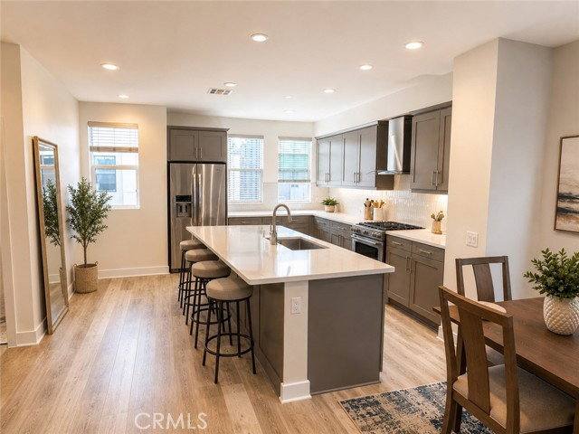 Townhouse for rent at 1688 Topanga, Costa Mesa, CA 92627