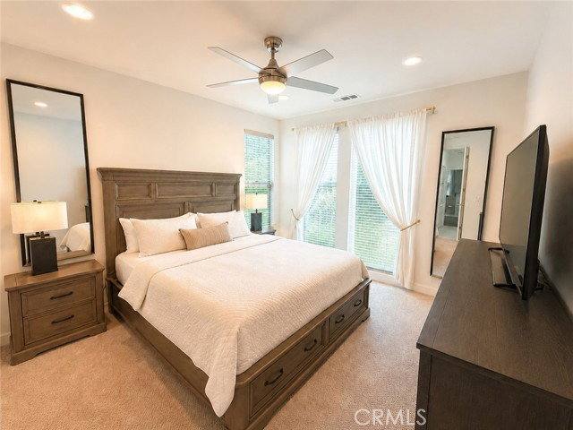 Townhouse for rent at 1688 Topanga, Costa Mesa, CA 92627