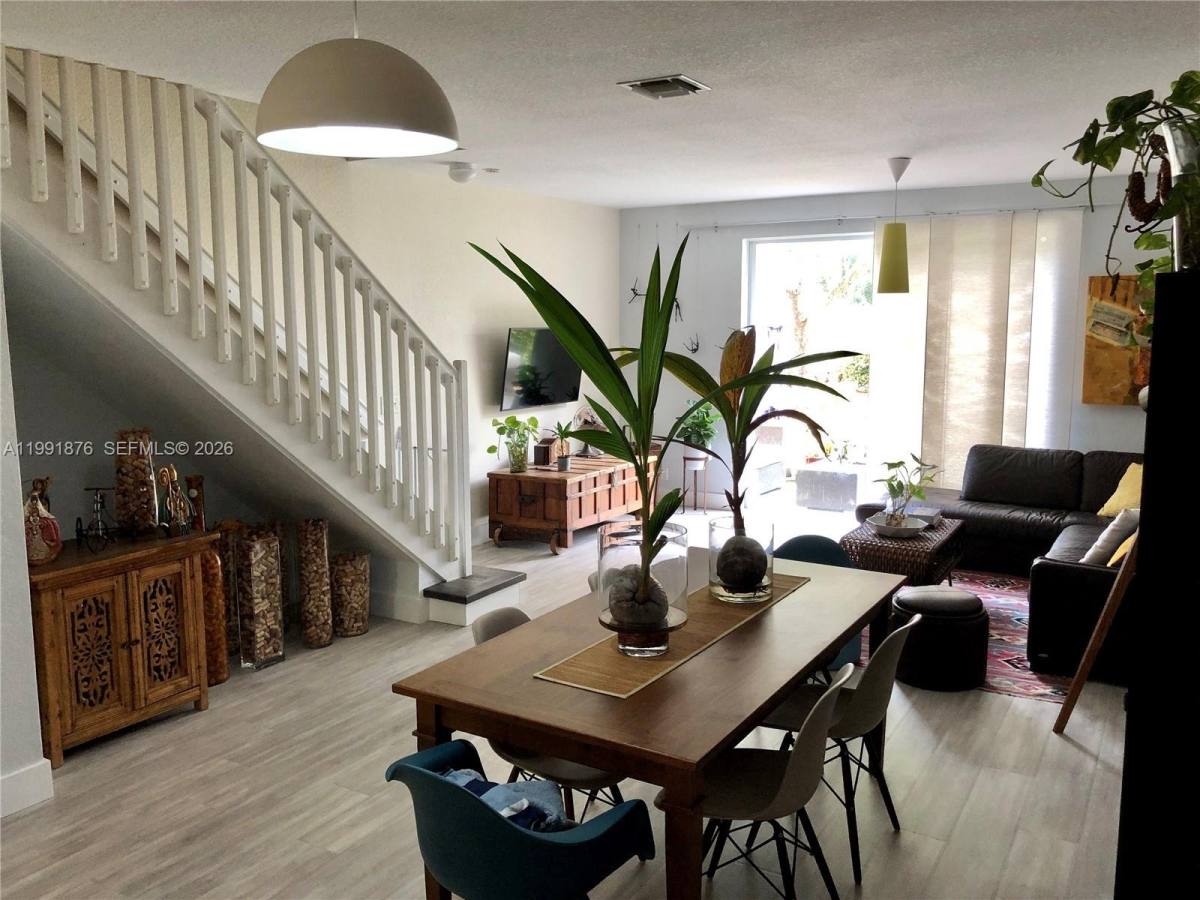 Townhouse for rent at 2233 Ensenada Terrace, Fort Lauderdale, FL 33327