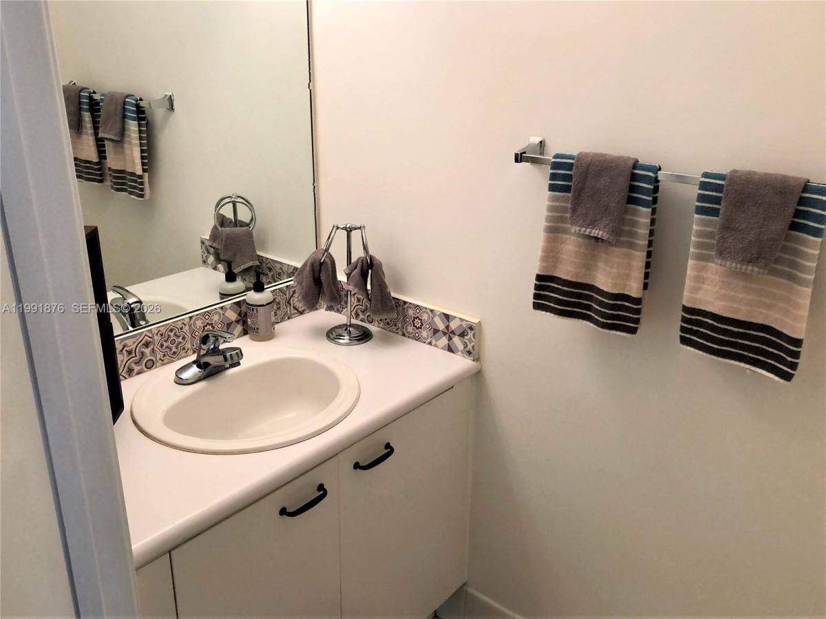 Townhouse for rent at 2233 Ensenada Terrace, Fort Lauderdale, FL 33327