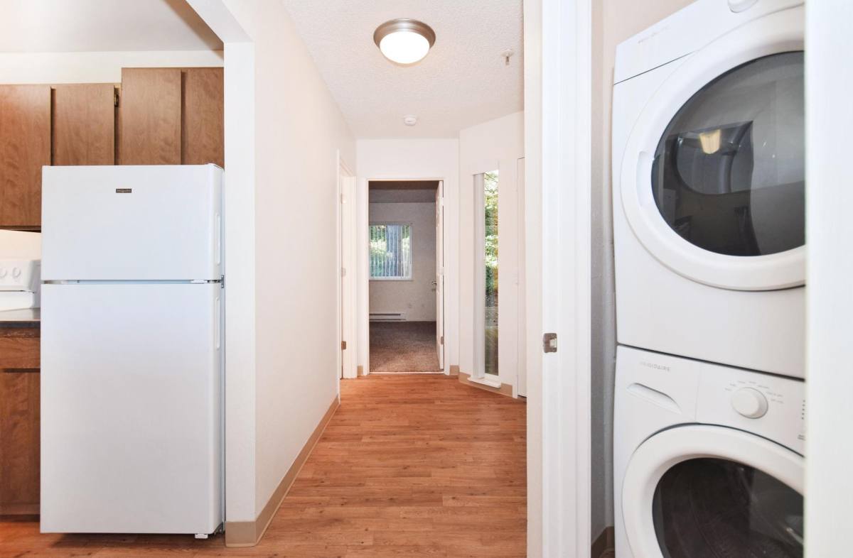 Apartment for rent at 12375 Mount Jefferson Terrace #10B, Lake Oswego, OR 97035