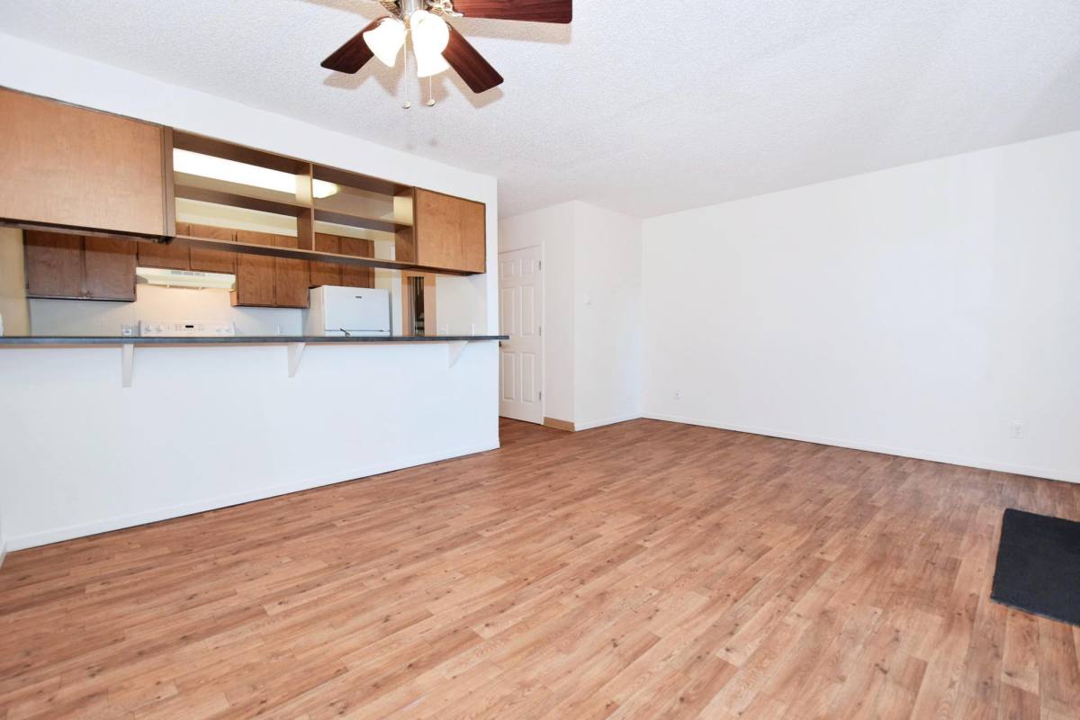 Apartment for rent at 12375 Mount Jefferson Terrace #10B, Lake Oswego, OR 97035