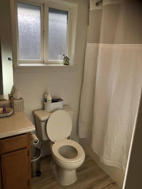 Townhouse for rent at 525 Primrose Dr, Central Point, OR 97502