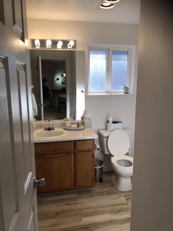 Townhouse for rent at 525 Primrose Dr, Central Point, OR 97502