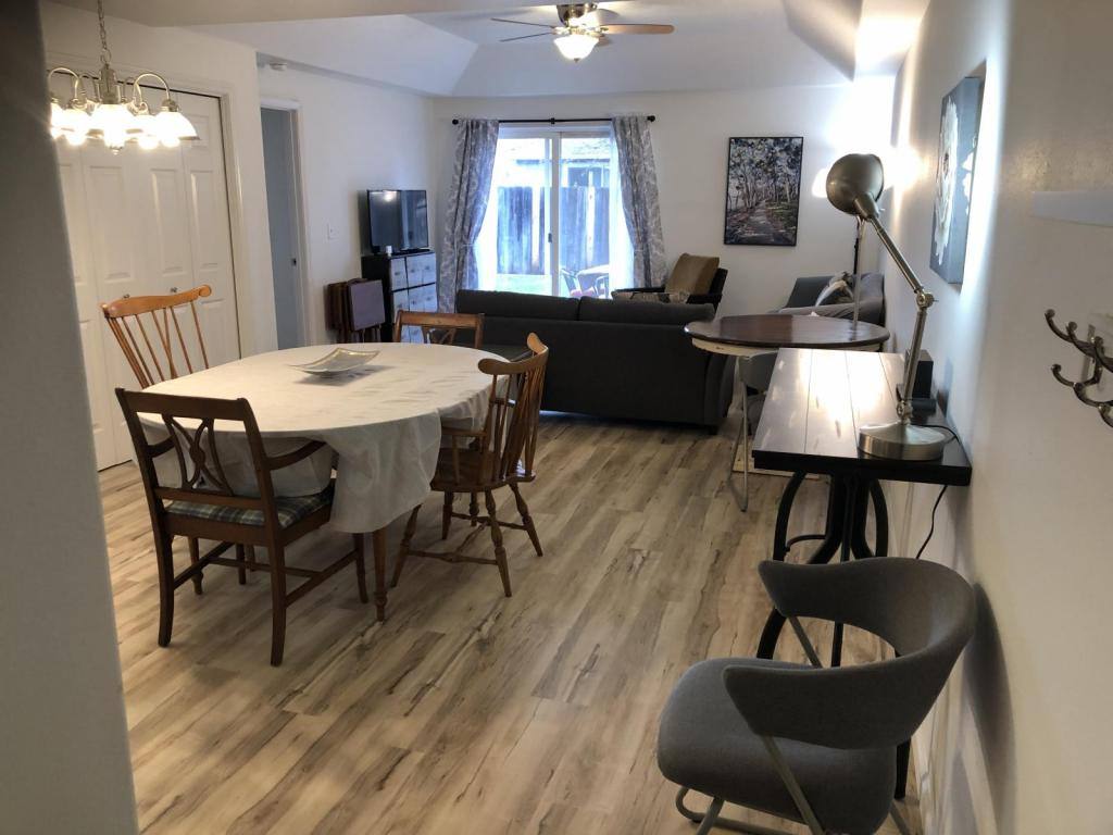 Townhouse for rent at 525 Primrose Dr, Central Point, OR 97502