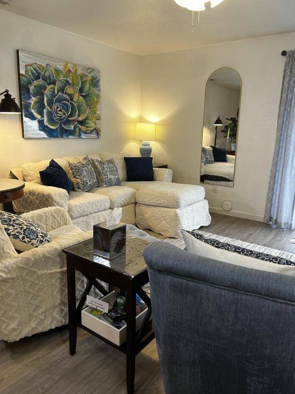 Townhouse for rent at 563 Primrose Dr, Central Point, OR 97502