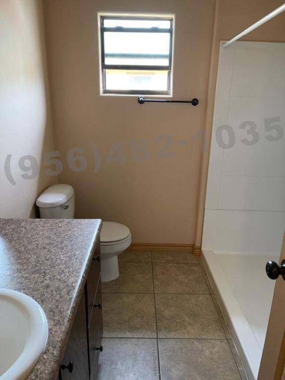 Apartment for rent at 5610 Doc Sigi Perez Loop #11, Laredo, TX 78046