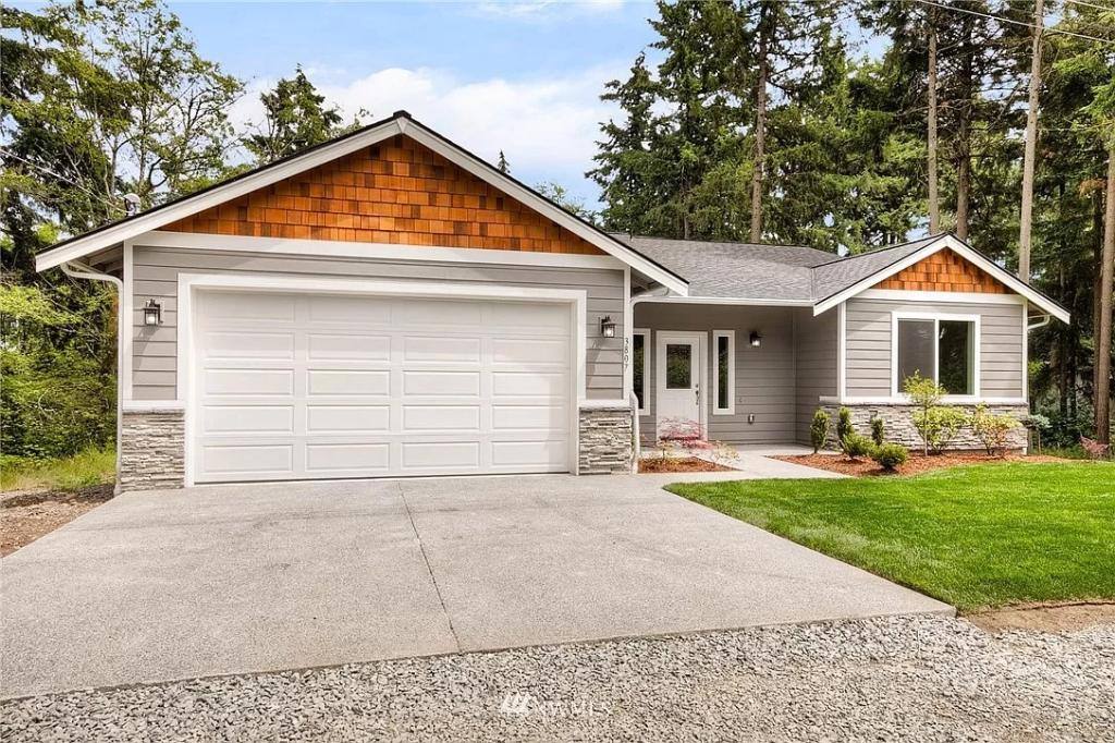 House for rent at 3807 29th Ave Court E, Tacoma, WA 98404