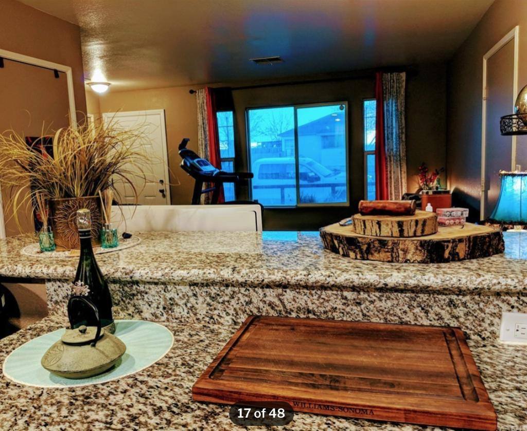 Townhouse for rent at 201 W Kettering St, Lancaster, CA 93534