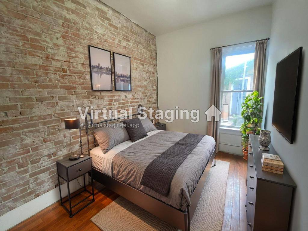 Townhouse for rent at 2739 Downing St, Denver, CO 80205