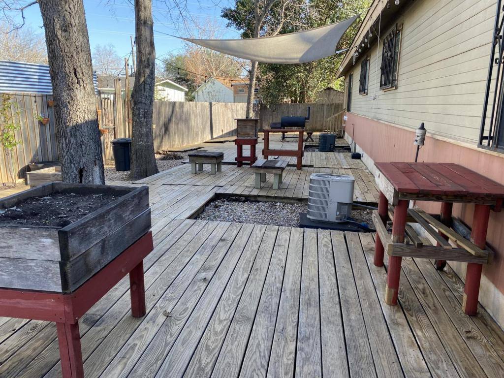 House for rent at 5006 Sara #A, Austin, TX 78721