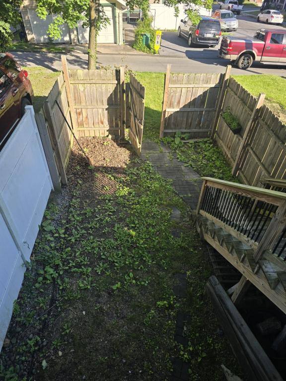 Townhouse for rent at 4002 4th Ave, Altoona, PA 16602