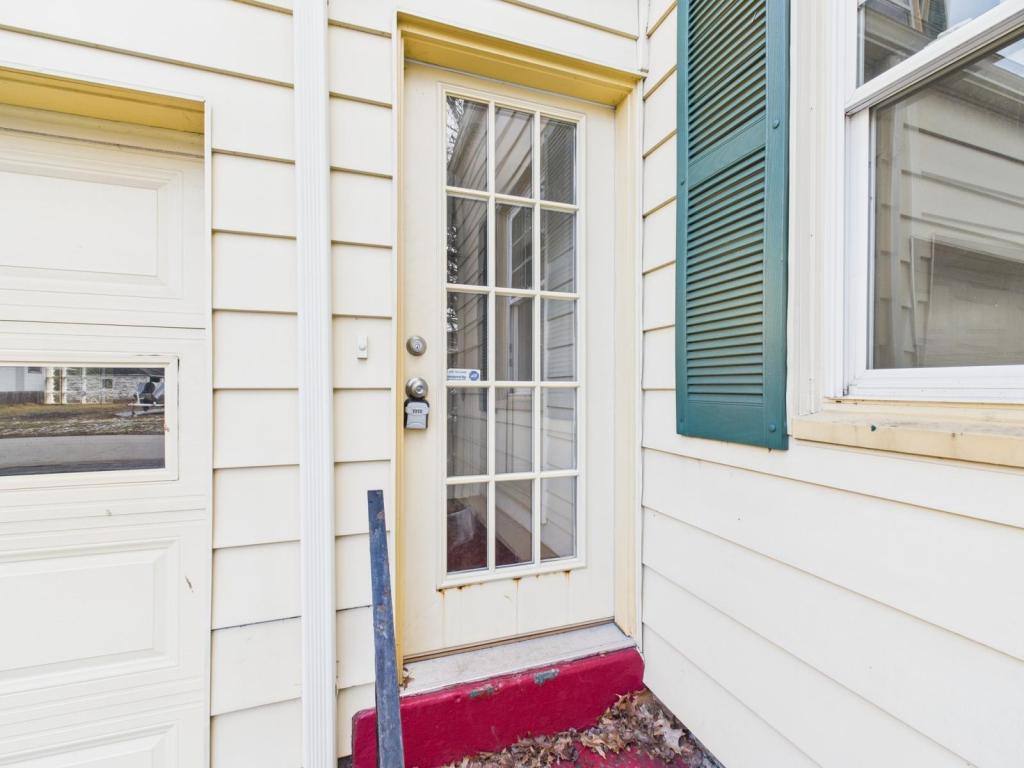 House for rent at 407 Washington St NE, Warren, OH 44483