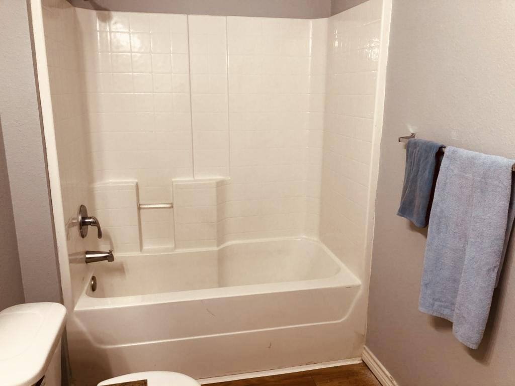 Apartment for rent at 1806 W Highway 21, Caldwell, TX 77836