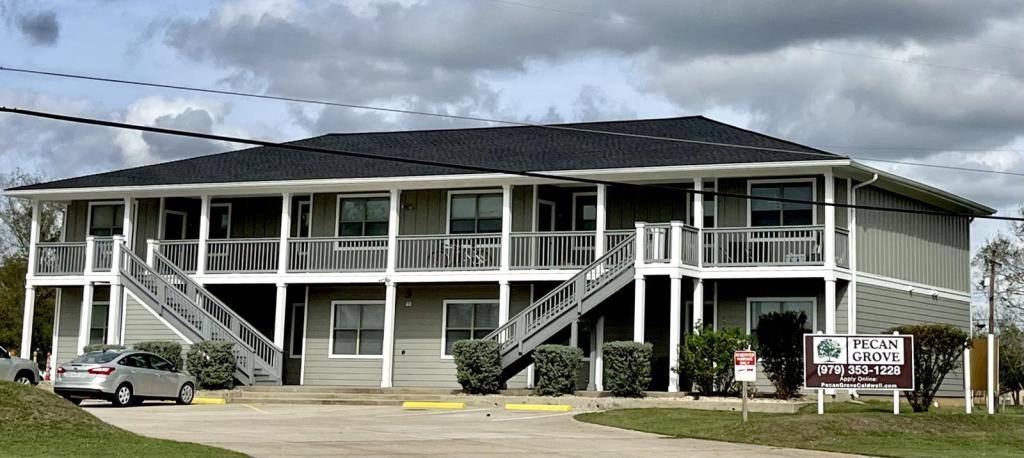 Apartment for rent at 1806 W Highway 21, Caldwell, TX 77836
