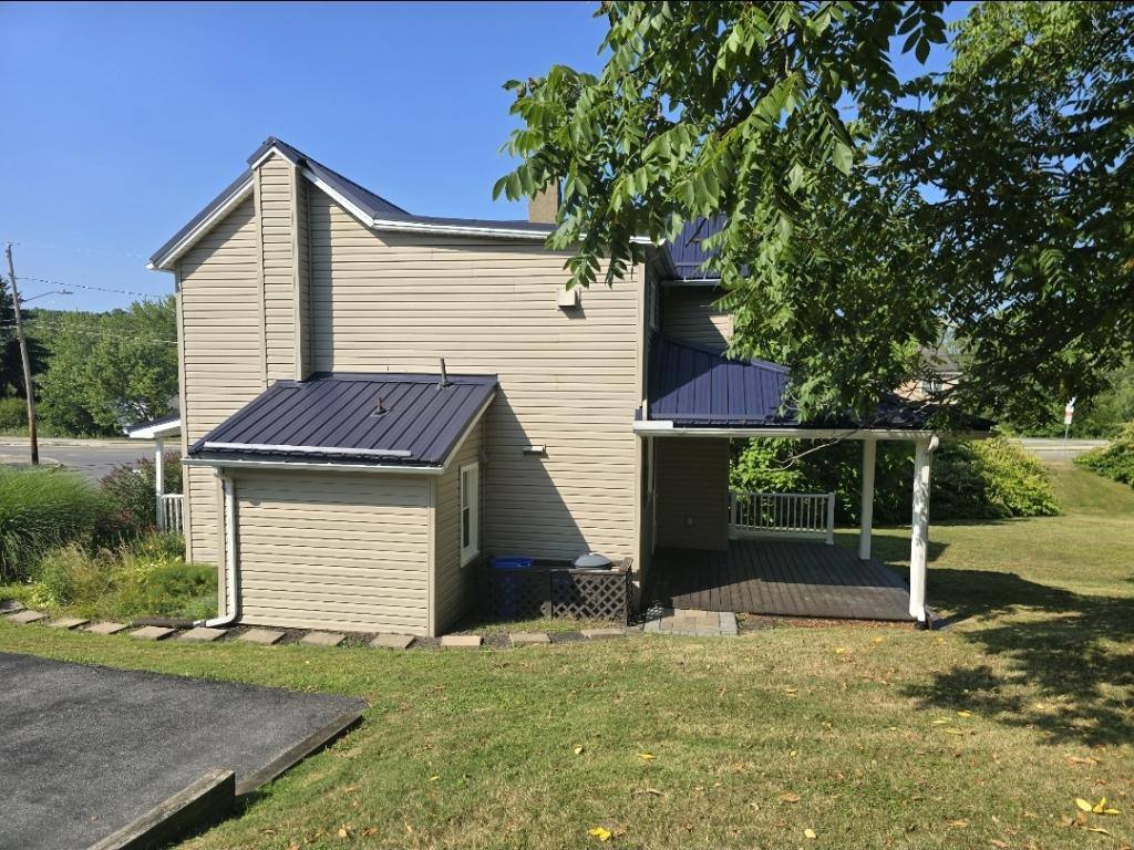 House for rent at 421 E 21st Ave, Altoona, PA 16601