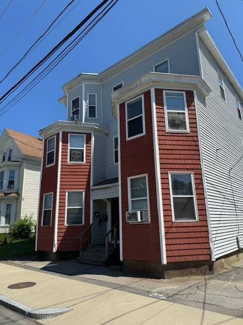 Apartment for rent at 73 Hilldale Ave #5, Haverhill, MA 01832