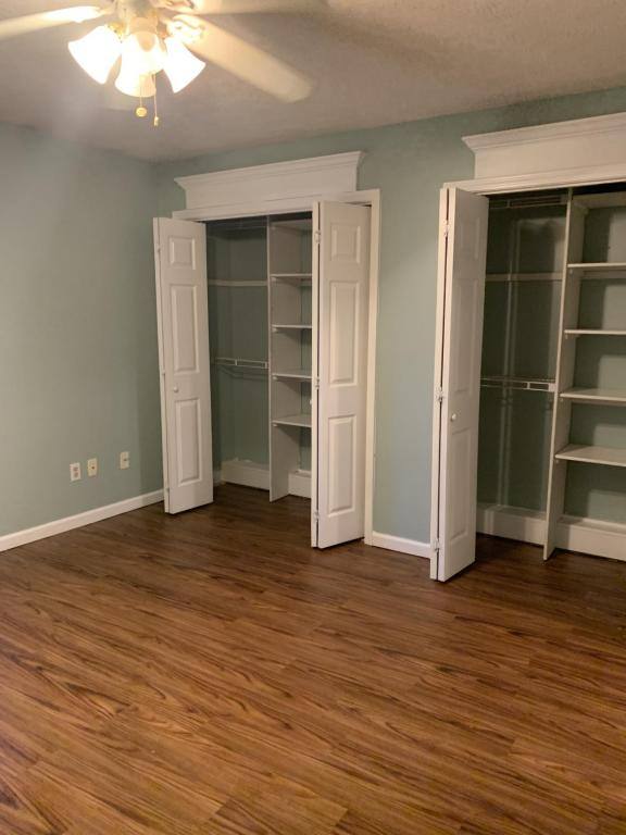 Townhouse for rent at 1100 Horsemans Lane, Lexington, KY 40504