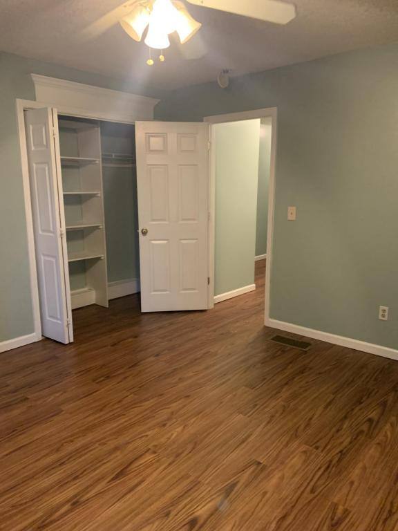 Townhouse for rent at 1100 Horsemans Lane, Lexington, KY 40504
