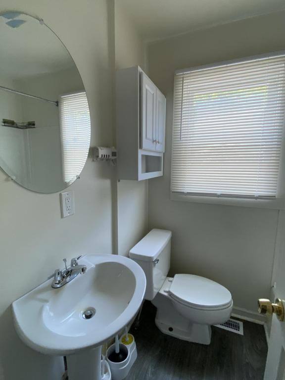 House for rent at 1128 Ava St, Burlington, NC 27215