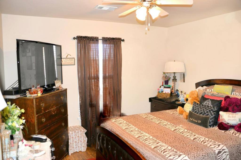 Apartment for rent at 4415 E 39th St, College Station, AR 72053