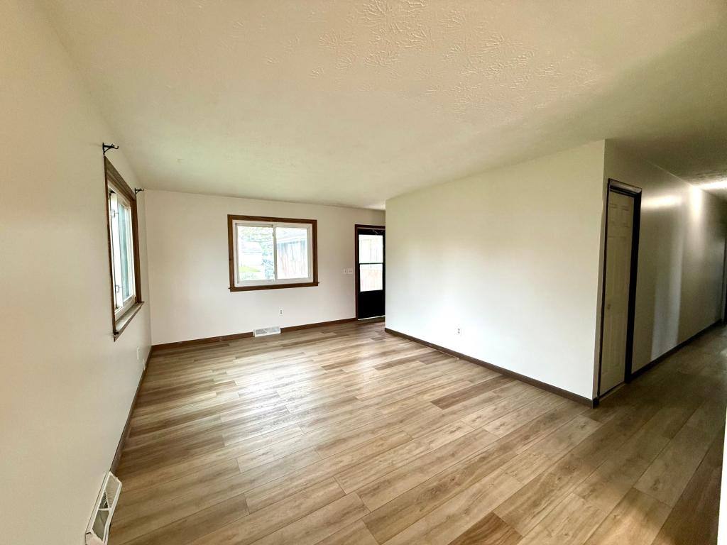 House for rent at 6249 Amanda Dr, Saginaw, MI 48638