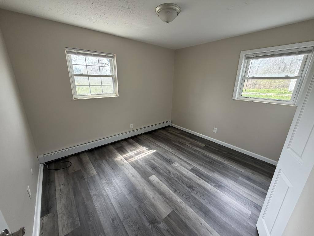 Apartment for rent at 432 Mathews Rd, Youngstown, OH 44512