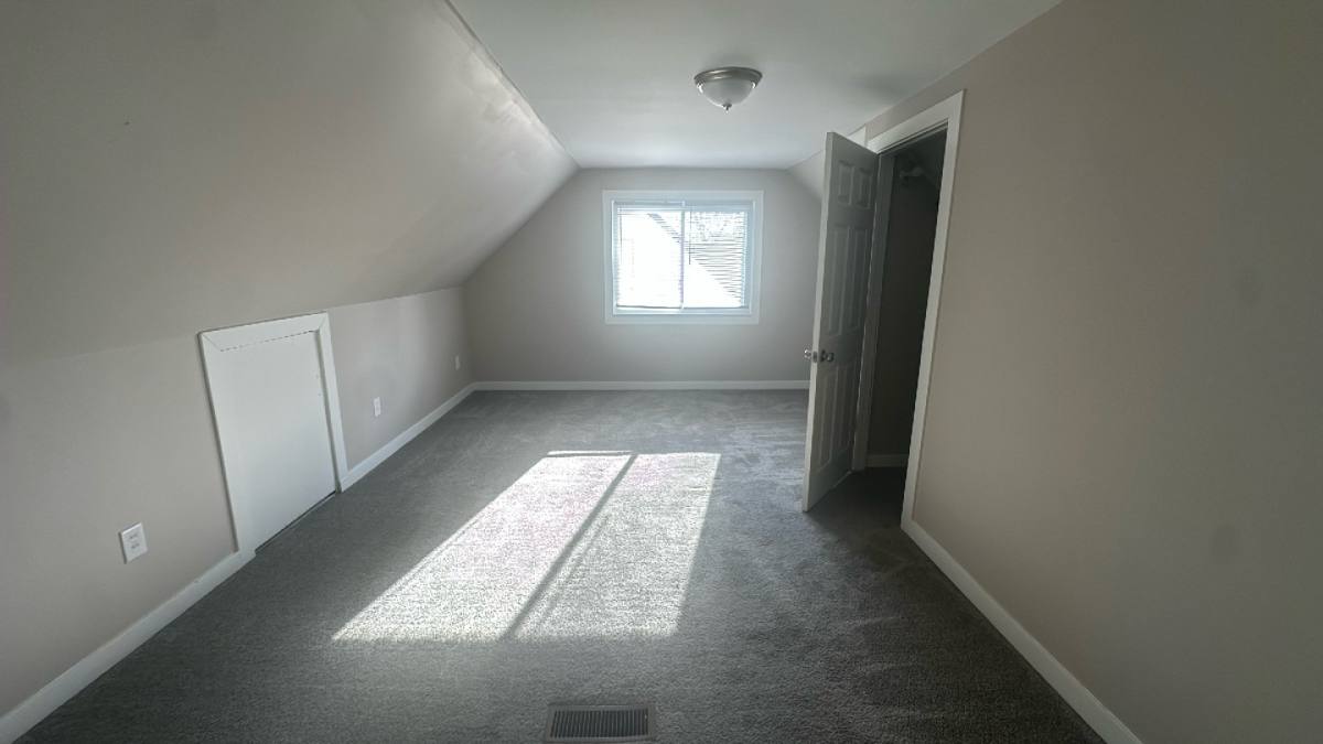 House for rent at 2368 Marcia Dr, Columbus, OH 43211