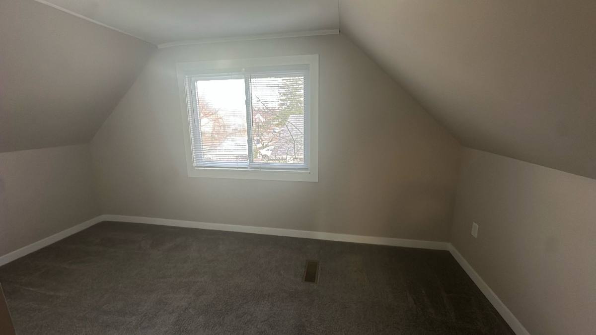House for rent at 2368 Marcia Dr, Columbus, OH 43211