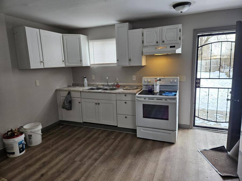 Townhouse for rent at 60-62 N Waverly St, Columbus, OH 43213